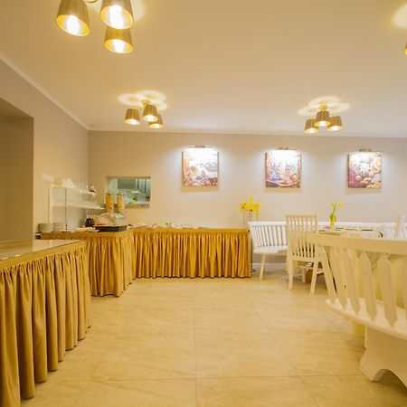 Hotel Villa Romantica シクラルスカ・ポレンバ エクステリア 写真