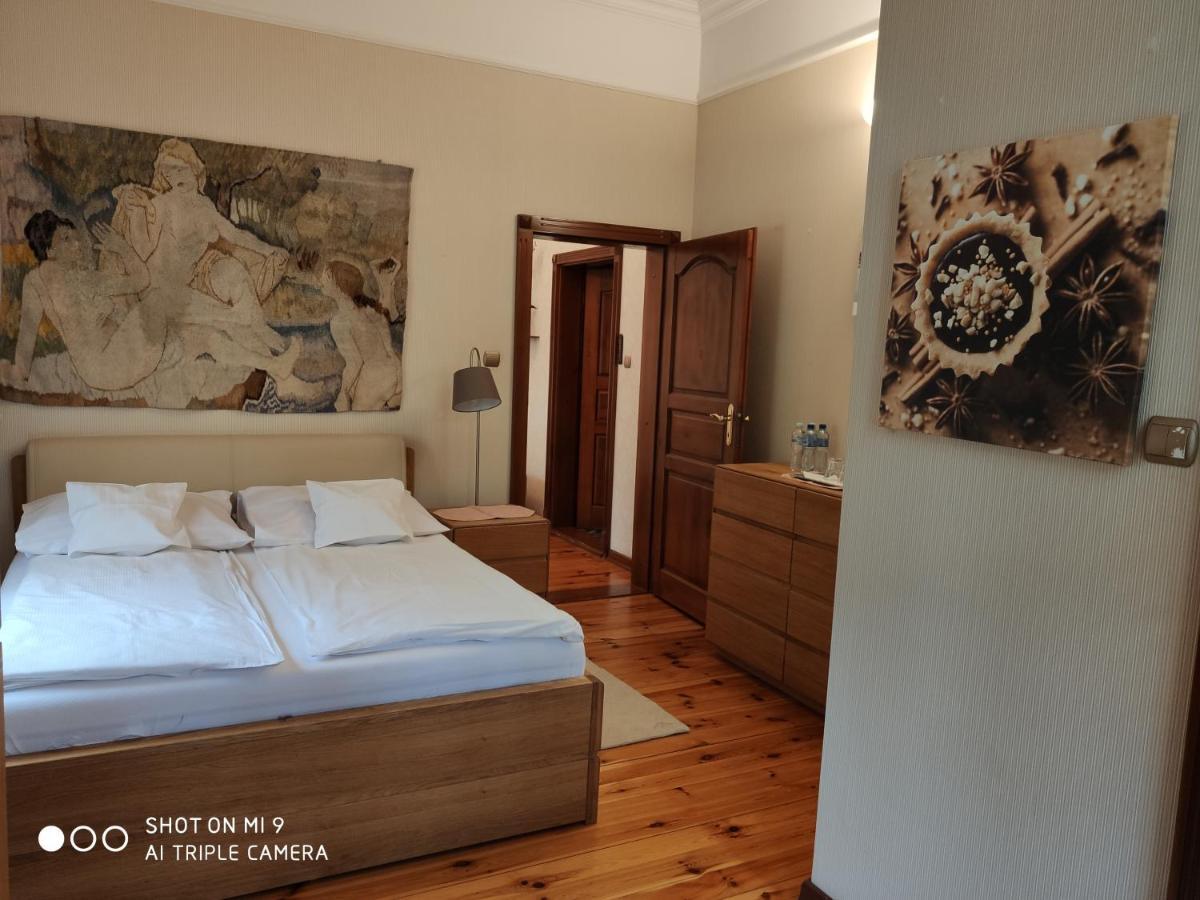Hotel Villa Romantica シクラルスカ・ポレンバ エクステリア 写真